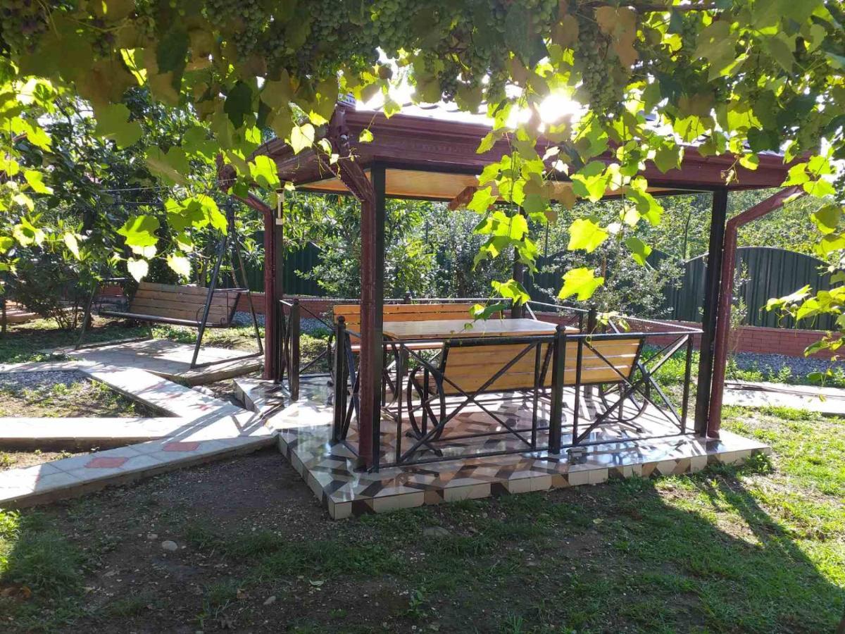 Guest House Danelia مارتيفيلي المظهر الخارجي الصورة